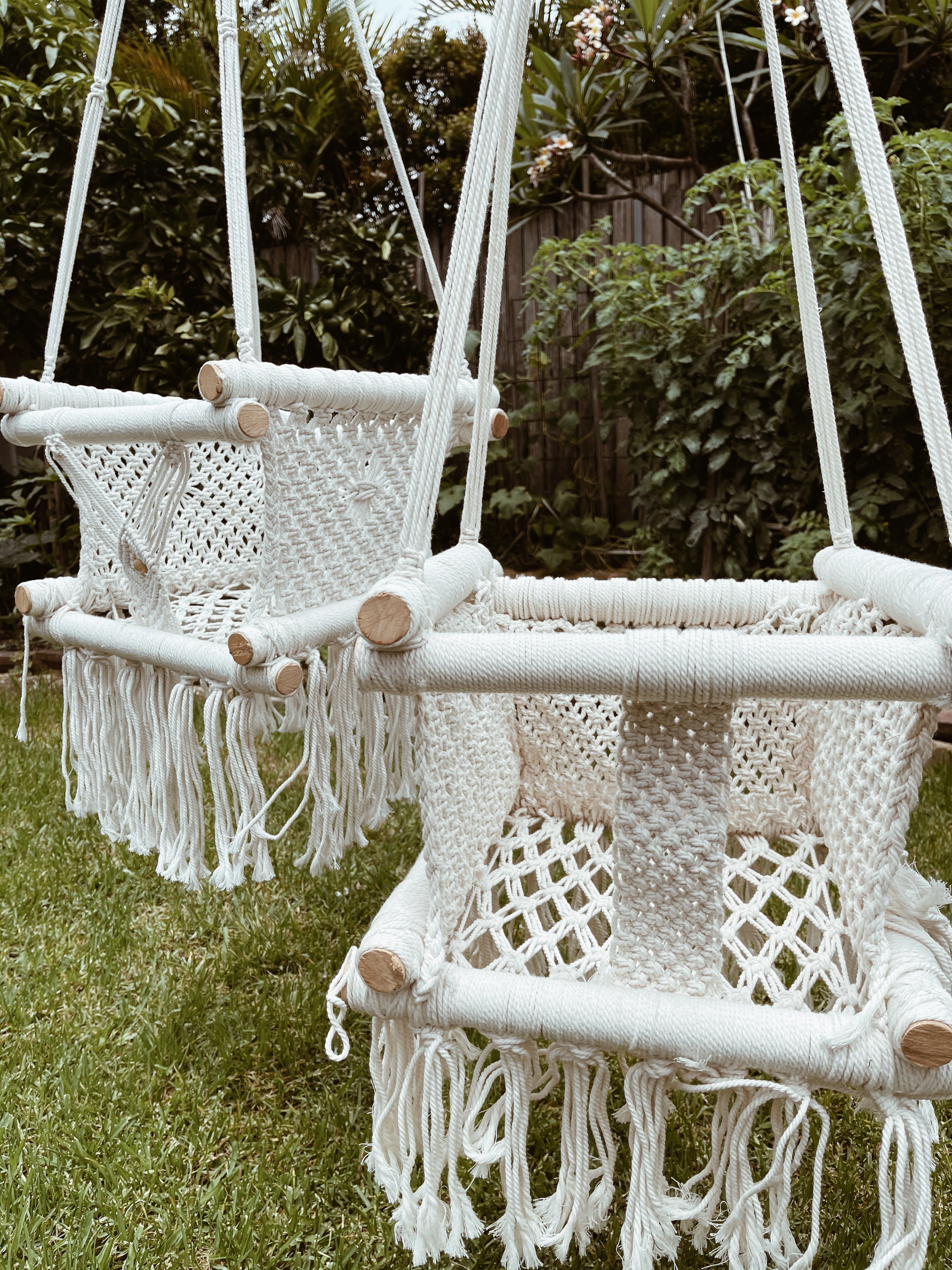 Simple clearance baby swing